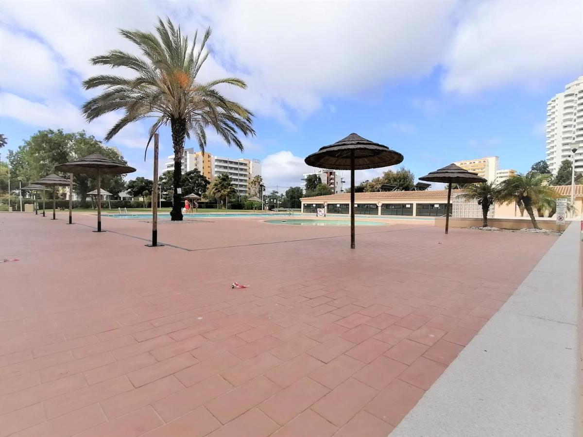 Paraiso Sol Rocha Amazing Beach Apartment Portimao Bagian luar foto
